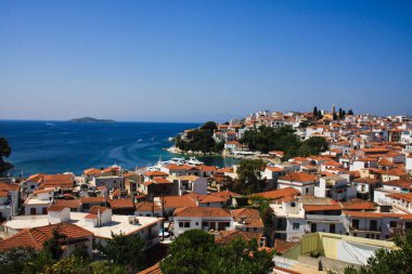 Yunanistan 'ın Skiathos kentinin panoramik manzarası