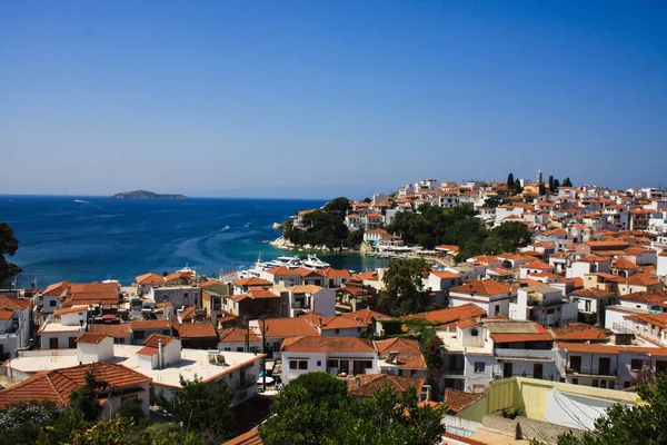 Yunanistan 'ın Skiathos kentinin panoramik manzarası