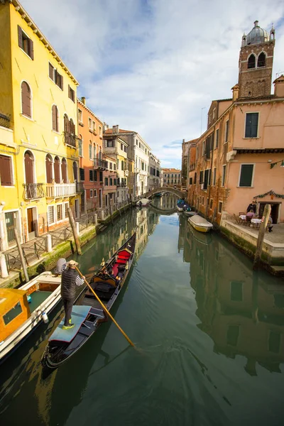 Gondole Sur Canal San Barnaba Quartier Dorsoduro Venise — Photo