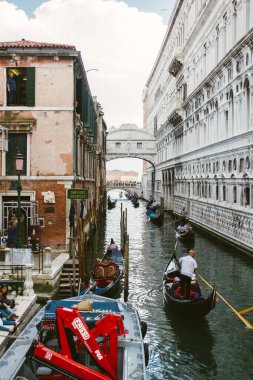 Venedik, İtalya İç Çekmeler Köprüsü