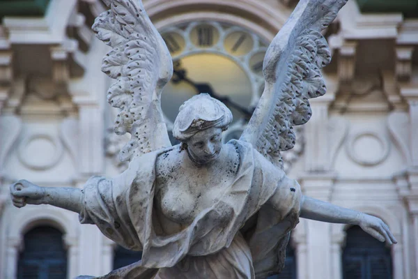 Statue Auf Fontana Dei Quattro Continenti Triest Italien — Stockfoto