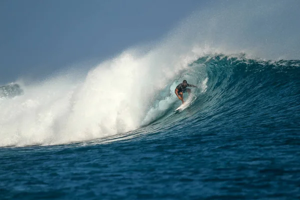 Perfekte Blaue Aquamarin Welle Leere Schlange Perfekt Zum Surfen Sauberes — Stockfoto