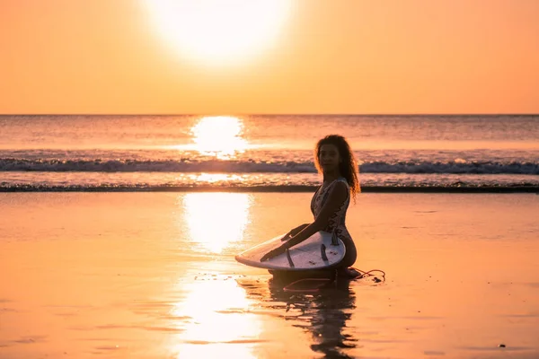 Portrait Woman Surfer Beautiful Body Beach Surfboard Colorful Sunset Bali — Stock Photo, Image