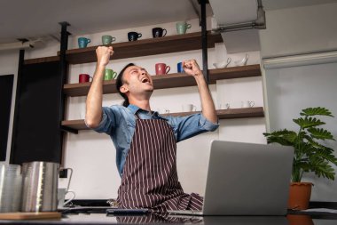 Kafe girişimcisi satışlarının artmasıyla heyecan verici