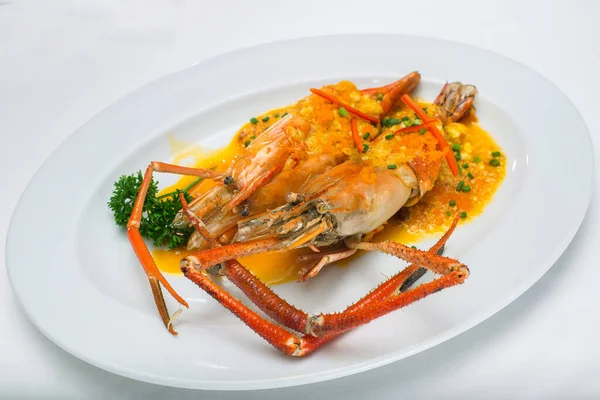Kavrulmuş dev tatlı su karidesi (Tayland mutfağı))
