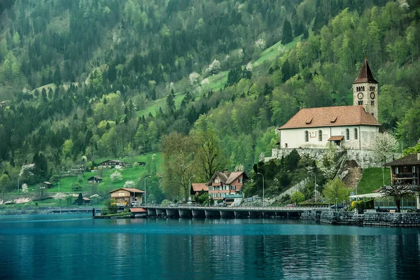 Church Lake Brienz Switzerland — Stock Photo, Image