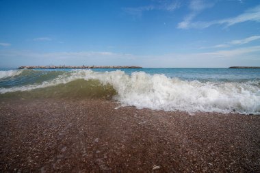 Hua Hin 'de sabah ışığı dalgası (Tayland)