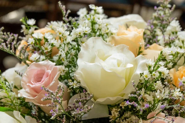 Ramo Hermosas Flores Pastel Delicadas — Foto de Stock