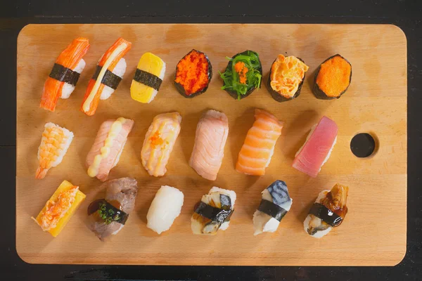 Surtido Nigiri Conjunto Sushi Japonés — Foto de Stock