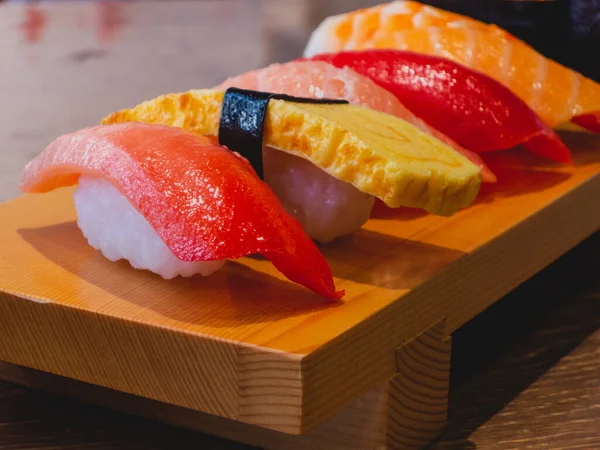 fake food sample with sushi.food sample in Japan is a traiditional culture that shop will require manufacturer to make high quality,as same as real food fake food sample.