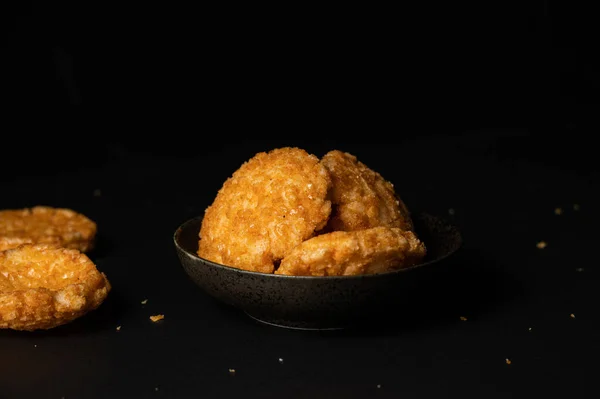 Fried Crispy Rice Crackers Called Rice Age Soy Salt Sugar — Stock Photo, Image