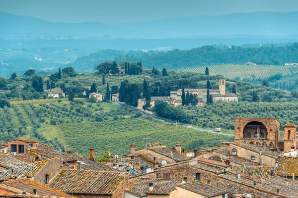 Telhados San Gimignano Paisagem Toscana Com Colinas Ondulantes Santa Maria — Fotografia de Stock