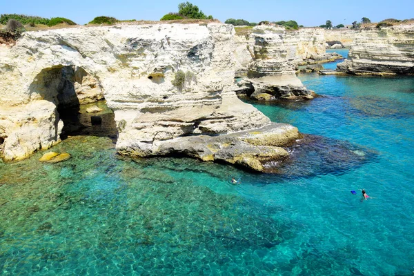Formations Rocheuses Eaux Turquoise Salento Italie — Photo