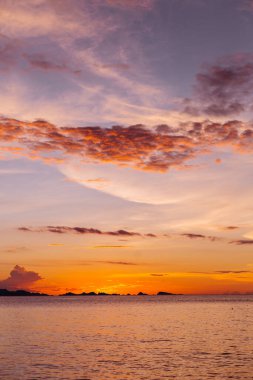 Koh Samui, Tayland 'da güzel bir gün batımı. 