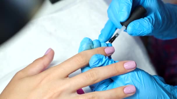 Processo Manicure Hardware Lindas Mãos Femininas Tratamento Unhas Processo Fabricação — Vídeo de Stock