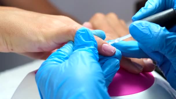 Processus Manucure Matériel Belles Mains Féminines Traitement Des Ongles Doigt — Video