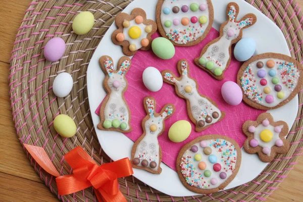 Homemade Easter Cookies Shape Bunny Easter Eggs Plate Wooden Table — Stock Photo, Image