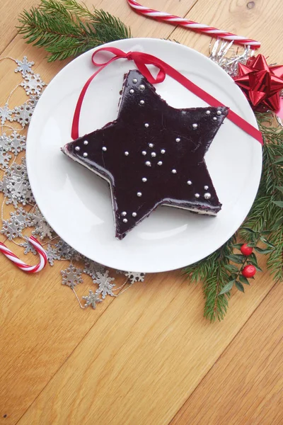 Christmas Dessert Homemade Cheesecake Shape Star Plate Wooden Table Decorations — Stock Photo, Image
