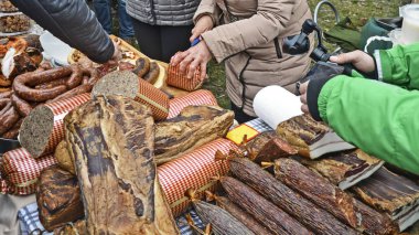  Bacon sosis tadım ve kameraman iş yerinde