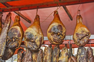 Jambon kurutulmuş ve füme 