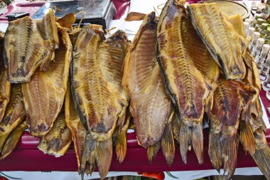 Sazan füme ve kurutulmuş