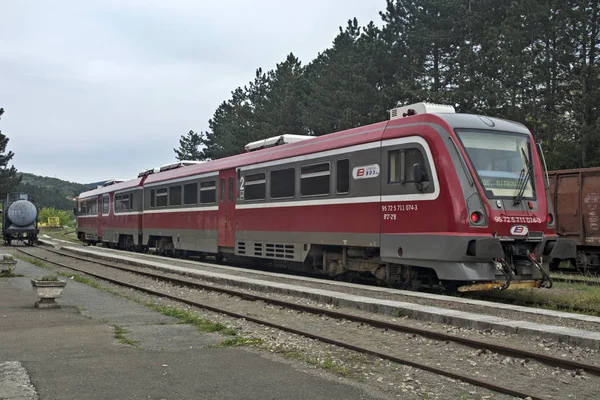 Train at the station — Stock Photo, Image