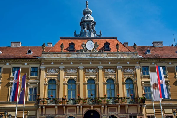 Sombor Sérvia Junho 2020 Casa Cidade Sombor Praça Frente Ela — Fotografia de Stock