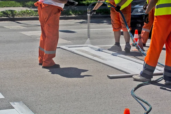 Workers Painting Stop Line City Street — Stock Photo, Image