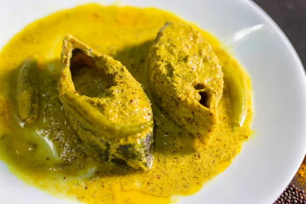 Meşhur Bengali Dish Hilsa Haşhaş Hardal Tohumu Tarifli Balık — Stok fotoğraf
