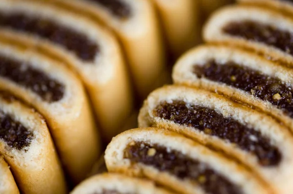 İncirli Newton meyveli kurabiyeleri.