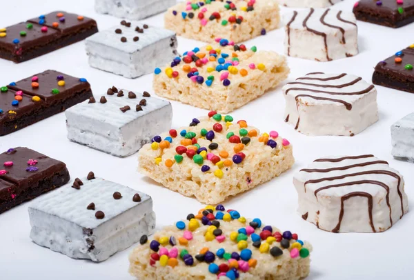 Çeşit çeşit abur cubur.. 