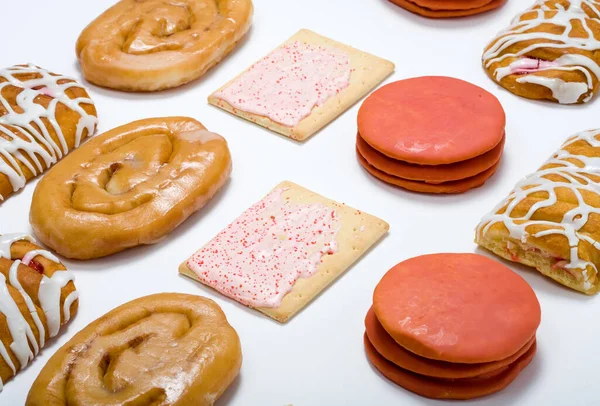 Çeşit çeşit abur cubur.. 