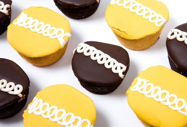 Çeşit çeşit abur cubur.. 