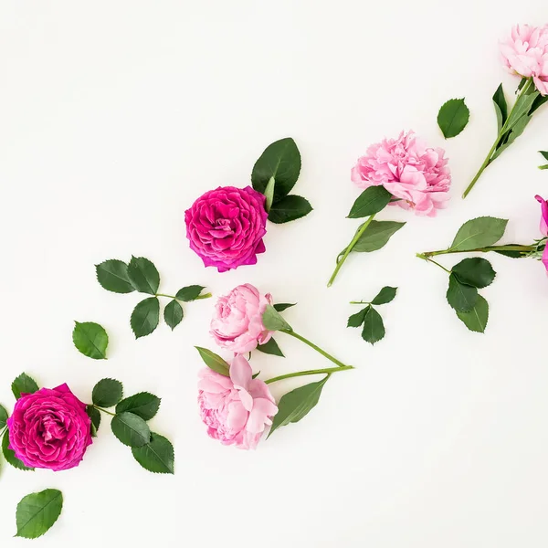 Вид Сверху Розовые Цветы Изолированные Белом Фоне — стоковое фото