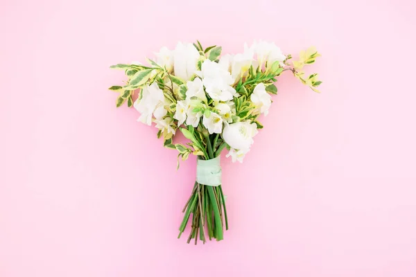 Flor de boda de satén blanco fotos de stock, imágenes de Flor de boda de satén blanco sin royalties | Depositphotos Flor de boda de satén blanco fotos de stock, imágenes de Flor de boda de satén blanco sin royalties | Depositphotos