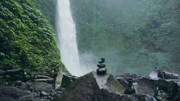 Nung Nung Vízesés Bali Indonézia Trópusi Erdő Vízesés — Stock videók