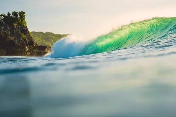 Onde Tonneau Dans Océan Breaking Wave Pour Surf Oahu — Photo