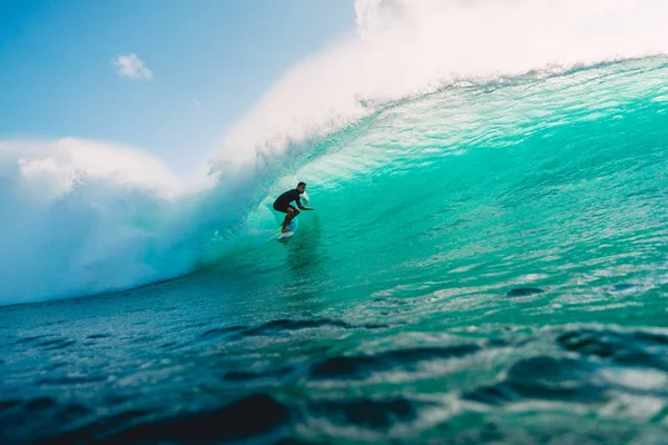 Bali Indonesia July 2018 Professional Surfer Riding Barrel Wave Ocean — Stock Photo, Image