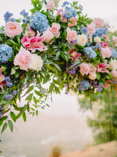 Wedding Ceremony Outdoor Trendy Arch Beautiful Flowers — Stock Photo, Image