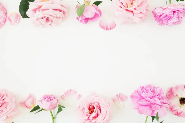 Marco Floral Flores Rosadas Pastel Sobre Fondo Blanco Piso Tendido — Foto de Stock