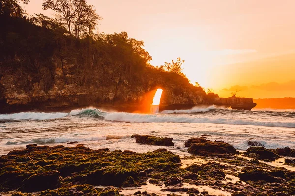 Warm Sunset Waves Crystal Bay Nusa Penida — Stock Photo, Image