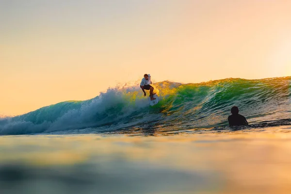 September 2018 Bali Indonesia Surfer Ride Barrel Wave Warm Sunset — Stock Photo, Image