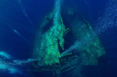 Uss Liberty batık, kabarcıklar ile güzel sualtı dünyası