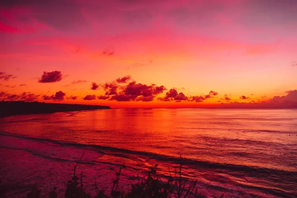 Океан Волнами Ярким Закатом Восходом Солнца Бали Океан Цветами Заката — стоковое фото