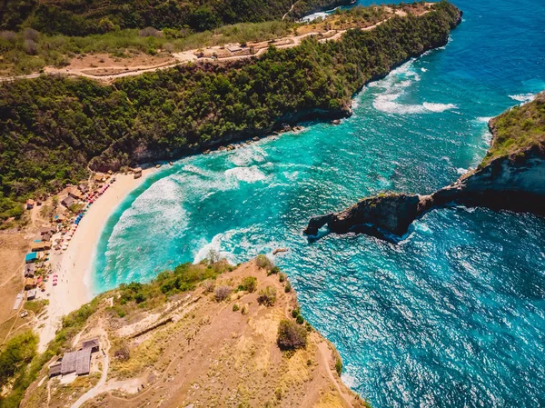 Paradise Tropical Beach Blue Ocean Rocky Island Nusa Penida Aerial — Stock Photo, Image