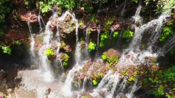 Cascada Cascada Con Luz Solar Bosque Tropical Bali Indonesia Vista — Vídeo de stock