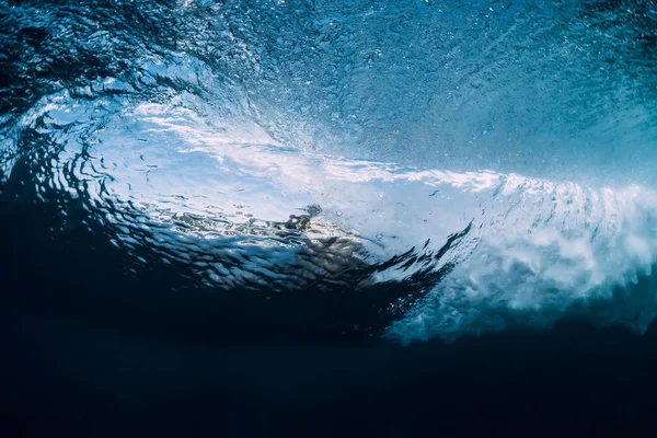 水下水晶波 完美的桶波在海洋中崩溃 — 图库照片