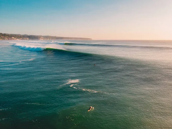 Aerial Shooting Waves Surfers Sunset Biggest Ocean Waves Bali — Stock Photo, Image