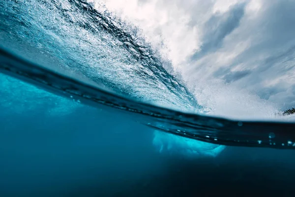 Big Blue Wave Clear Water Ocean Breaking Wave Oahu — Stock Photo, Image