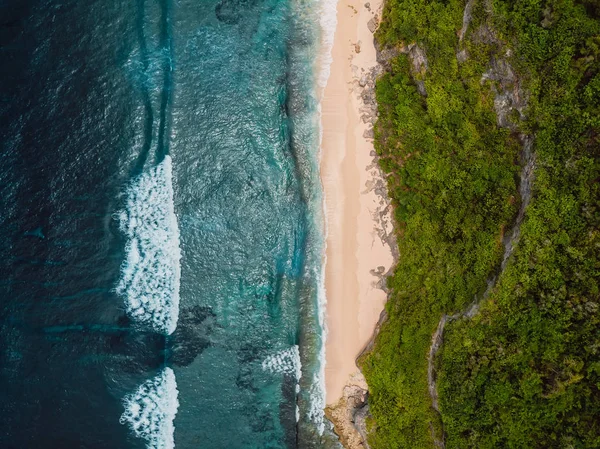 Tropické Pláže Modré Moře Vlnami Bali Letecký Pohled — Stock fotografie